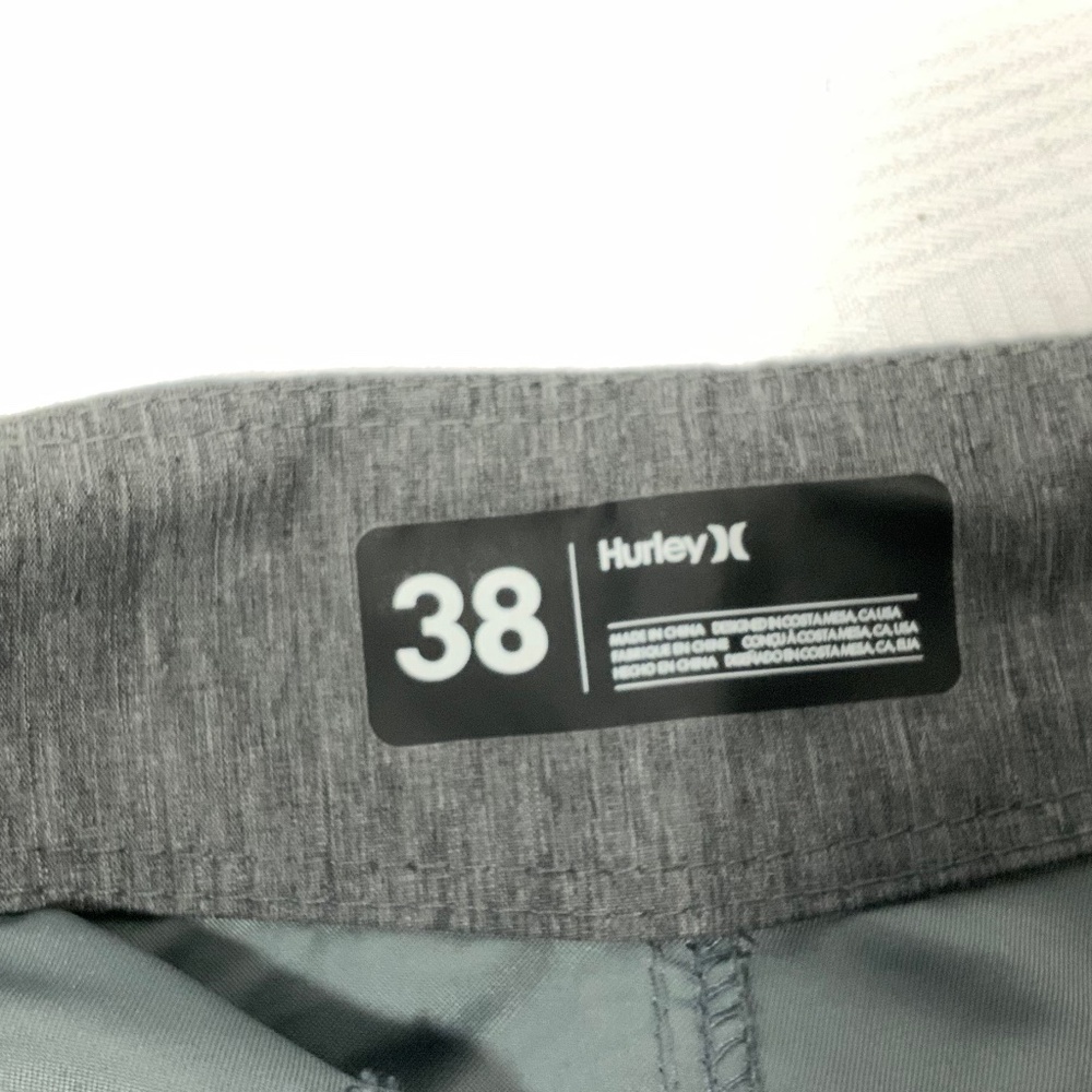 Hurley Men's Gray Board Shorts - Size 38 - Picture 7 of 9